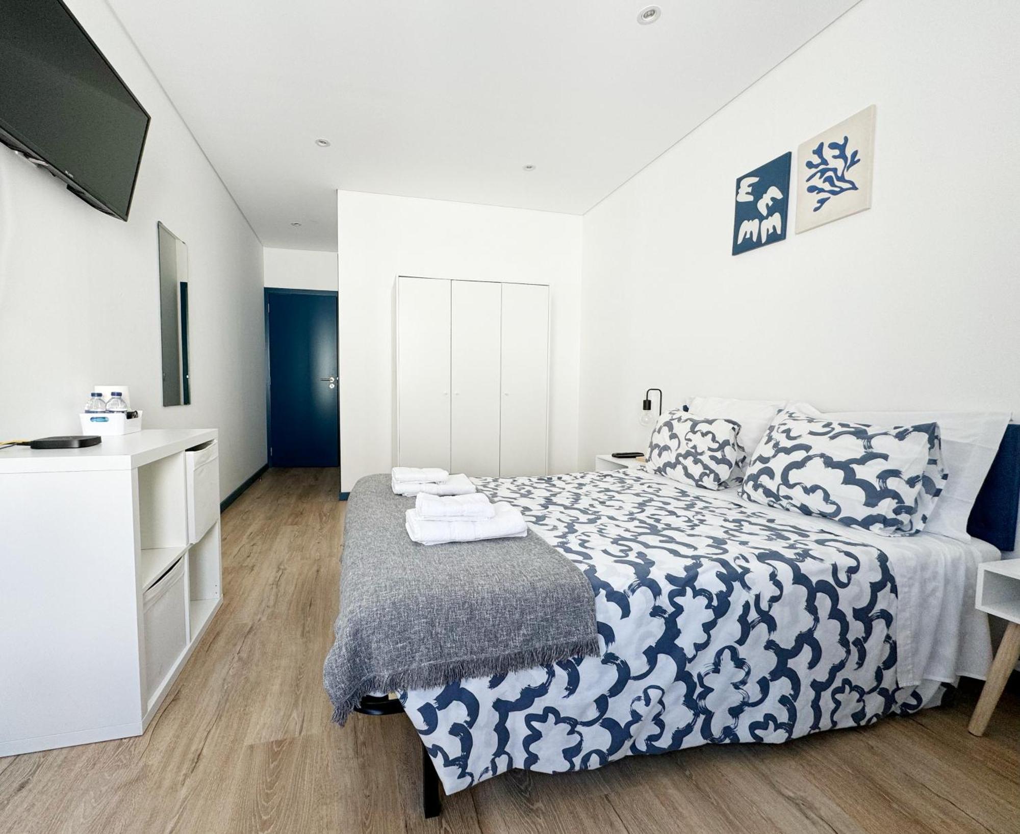Dml Guest house